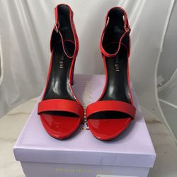 Madden girl Bella red Patent Scrappy Sandals 8.5