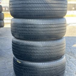 SET OF TIRE 215 50 17 BRIDGESTONE 85% LIFE