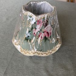 Floral Lampshade – Scalloped Edge with Beaded Trim (10”)