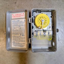 Intermatic Pool Water Heater Timer T104P 40 Amp 208-277V DPST 24H Mechanical Time Switch Mechanism ON/OFF