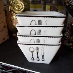 Farmhouse Small Square Bowls X4
