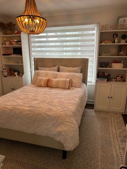 Free full bed and mattress like new