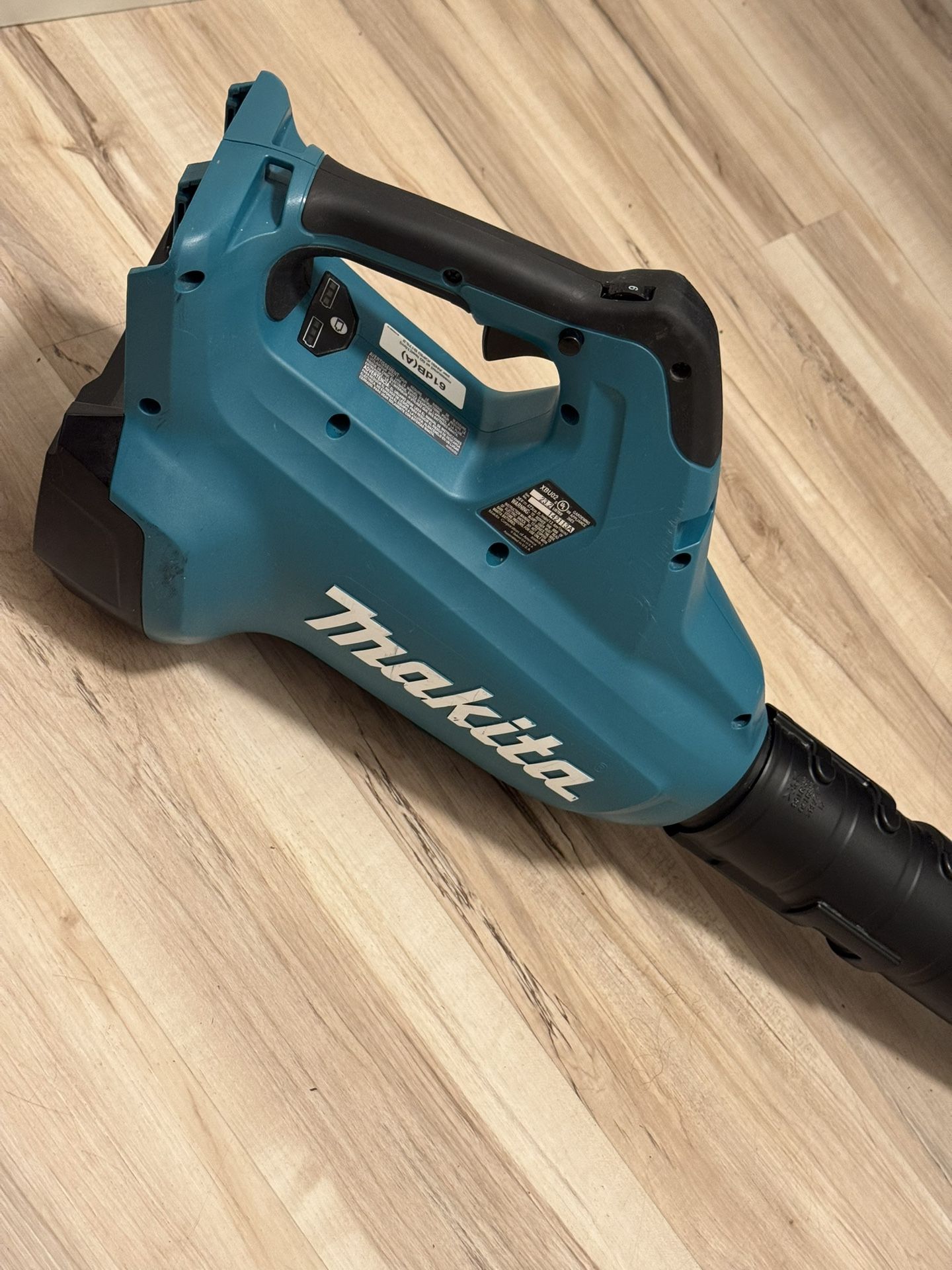 Makita Leaf Blower