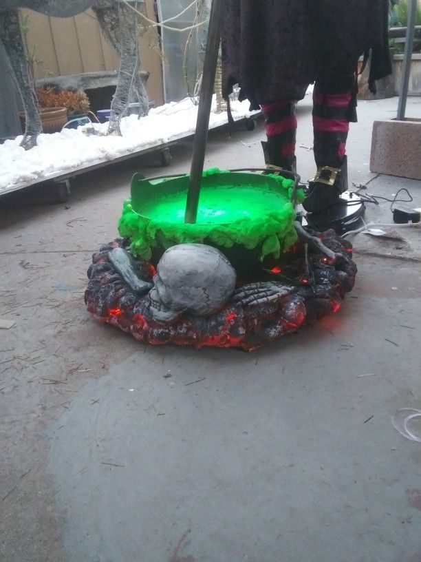 Halloween Animated Witch With Cauldron Decoration Prop Gemmy for Sale