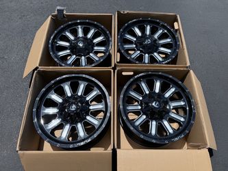 (4) 20” Fuel Wheels (Fuel Hardline)