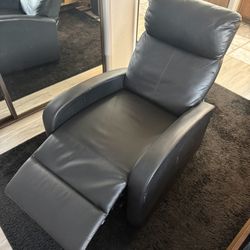 Reclining couch