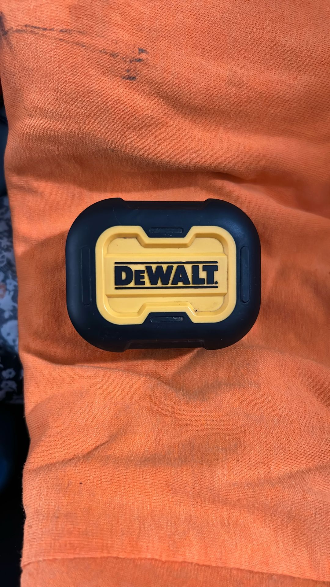 Dewalt earbuds