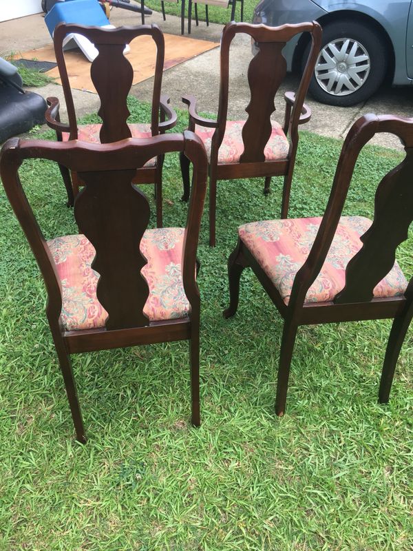 Four Dining Chairs Furniture In Roswell Ga Offerup