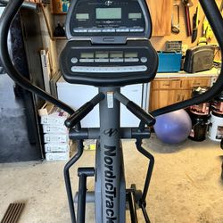 NordicTrack CX1600 Elliptical 