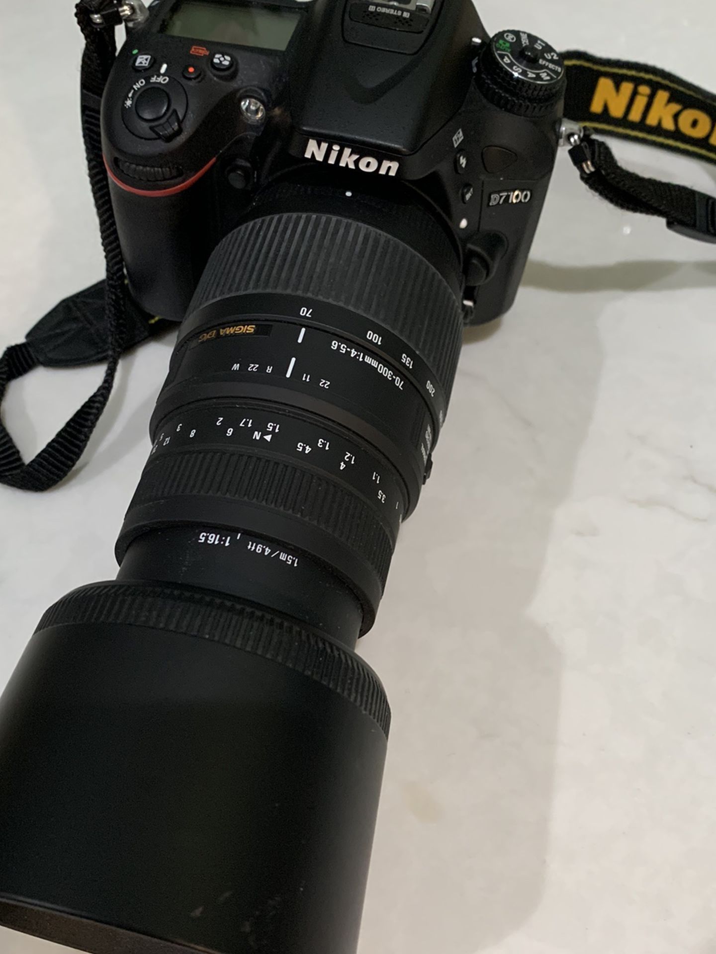 Nikon D7100 Digital Camera w/Lenses
