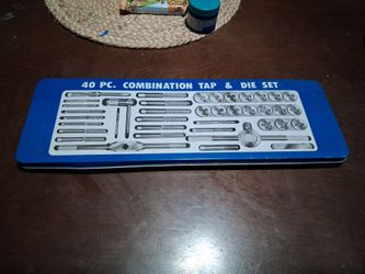 Tap and die set