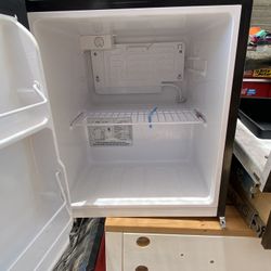 Brand New CL Mini Fridge