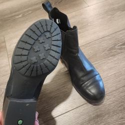 Women's Boots, Size 7.5