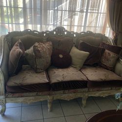 Antique Style Sofa Set of 3 Pieces 