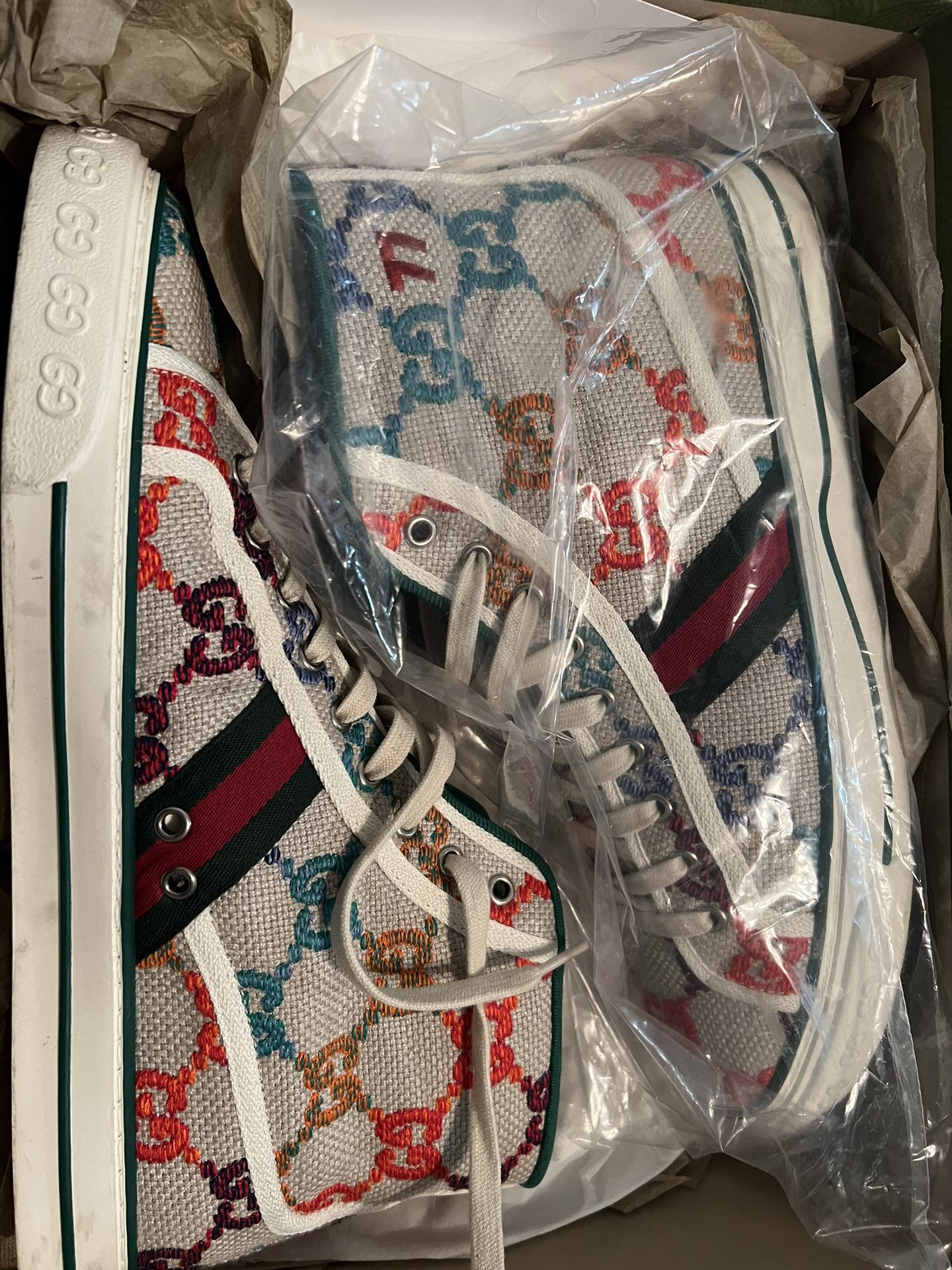 Gucci High tops Size 11