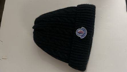 Moncler winter hat