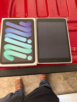 Apple iPad Mini with Box