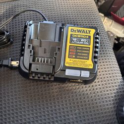 Charger dewalt