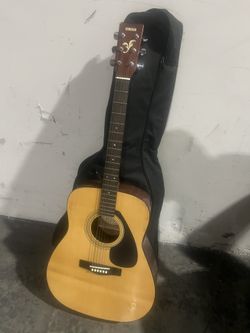 Yamaha Guitar