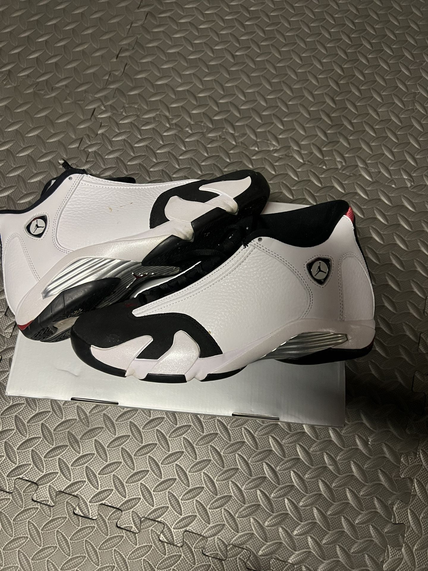 Jordan 14 Black Toe