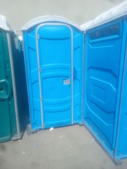Portable restroom