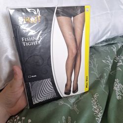 Fishnet tights