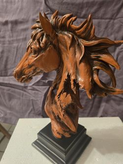 Resin Horse Head Statue