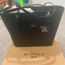Black GUESS Tote Bag