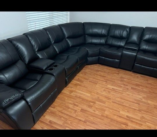 *Weekly Feature!!!*---Sleek Madrid Black Leather Reclining Sectional Sofa---Now $1399!!!---Delivery And Financing👌