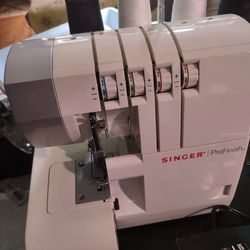 Singer Surger Sewing Machine Great Condition