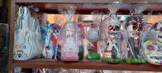 New Piggy Banks Different Prices From Mexico