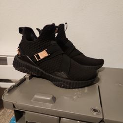 Puma Women's Slip On Sneakers