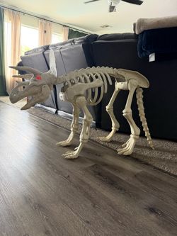 Dinosaur skeleton Halloween prop