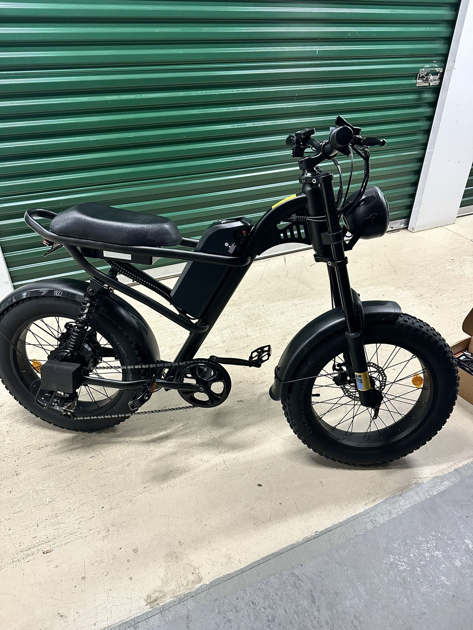 NEW Rattan LF-750 Pro FAT - tire moped style electric bicycle (48V750W)