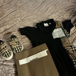 Burberry Dress And Shoes 
