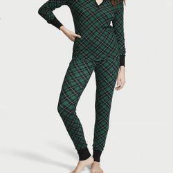 Victoria’s Secret Thermal Long PJ Set  NEW 