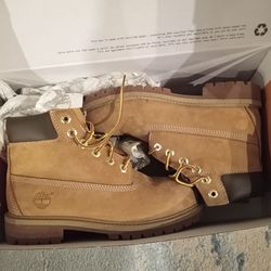 Timberland size 2 kids boots