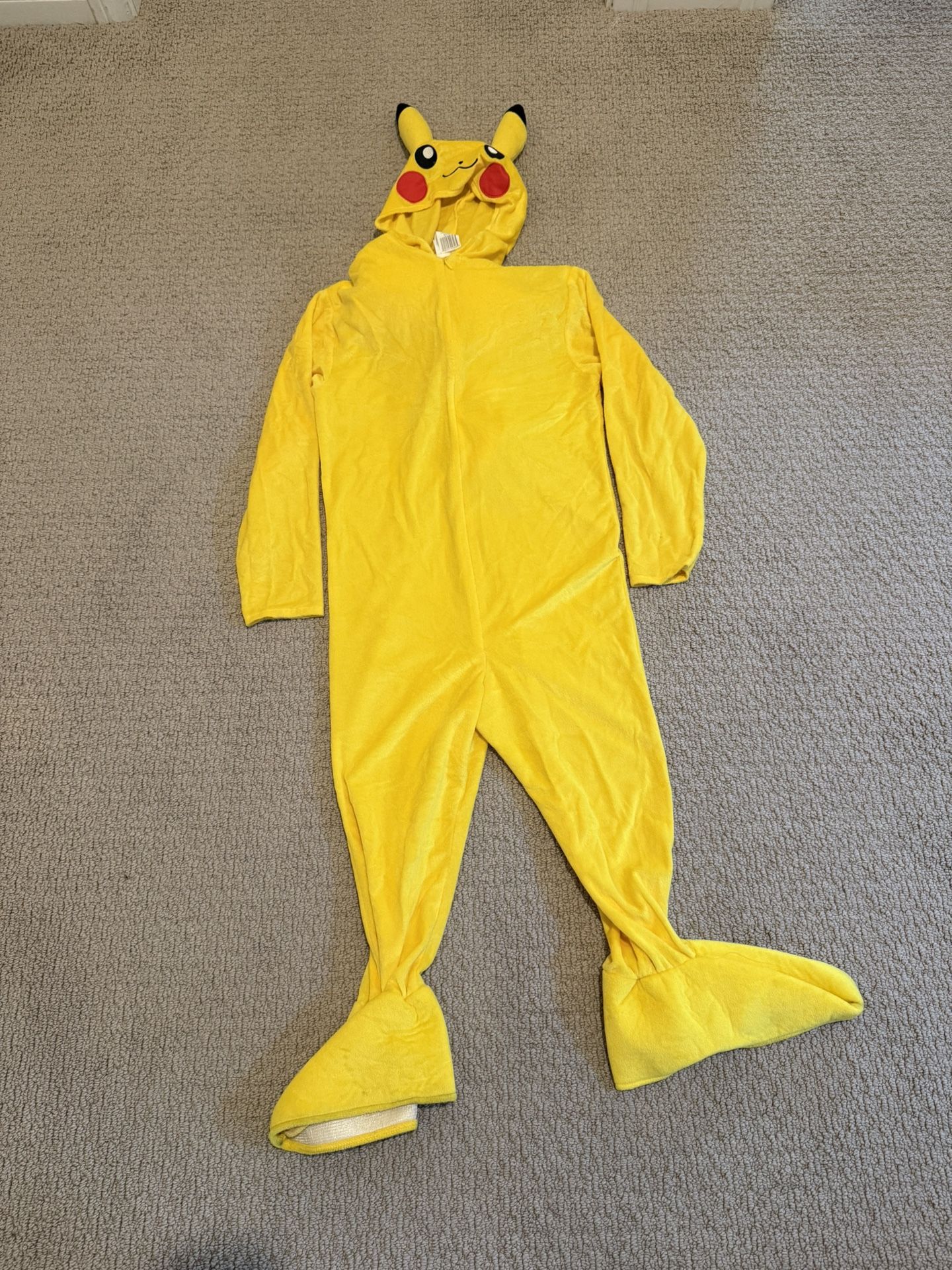 Pikachu Costume Onesie With Hoodie Kids  Size 5-6 