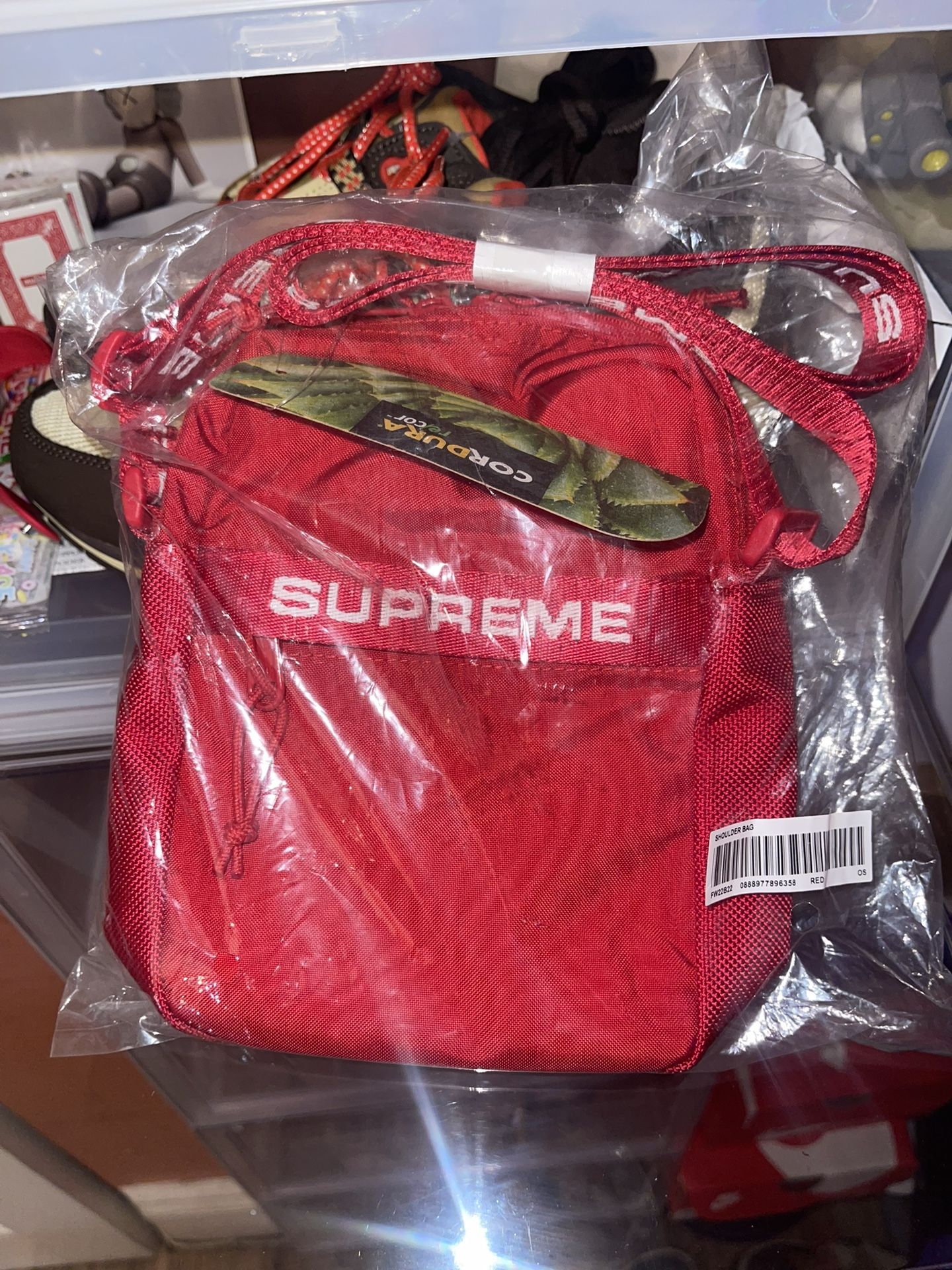 Supreme Shoulder Bag Red FW22 >>PICK UP ONLY<<