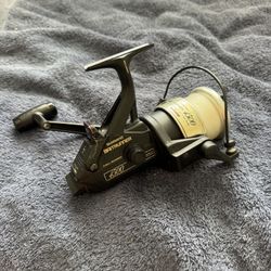 Shimano Baitrunner 4500B Spinning Reel w/ Line | Smooth Drag | Classic Model