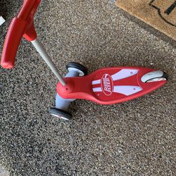 Radio Flyer scooter 🛵 For Kids! 