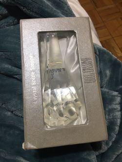 Crystal bottle stopper