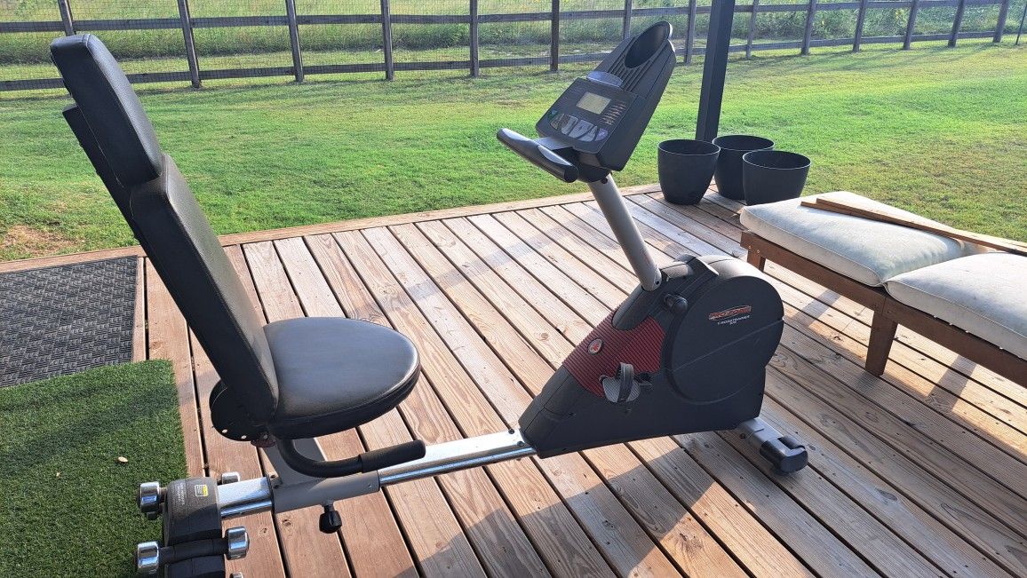 Pro Form Cross Trainer 970 Need It Out ASAP