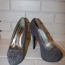 Qupid Silver Stilettos- Size 8.5