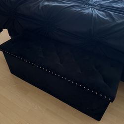 Storage Ottoman (Best Offer! Not Free)
