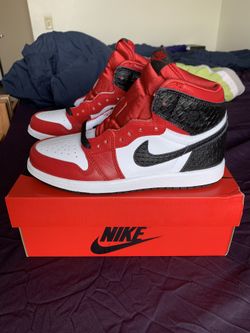 Jordan Retro 1- Satin Snake