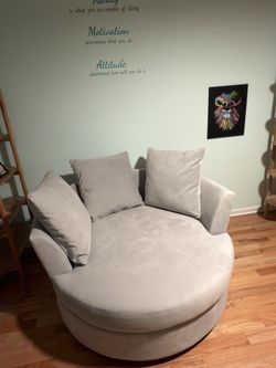 Z Gallerie Cuddler Swivel Chair – Bella Velvet Grey