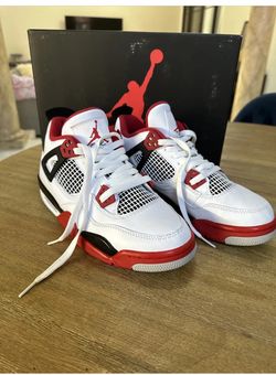 Air Jordan 4 Retro Red Cement DH6927-161 Size 6.5Y