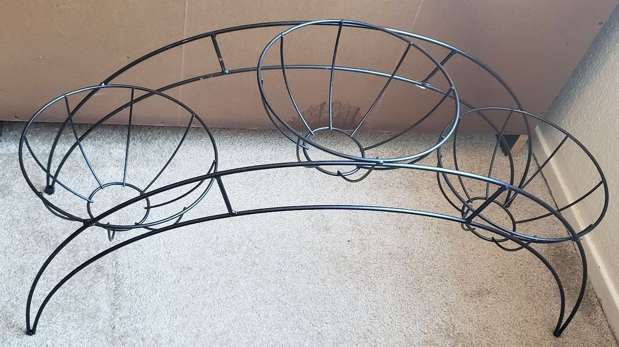 3-Tier Black Metal Plant/Flower Pot Stand Planter
