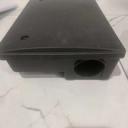 Set Of 2 Mice & Rat Bait Stations Indoor/Outdoor Child & Pet-Safe Locking Box